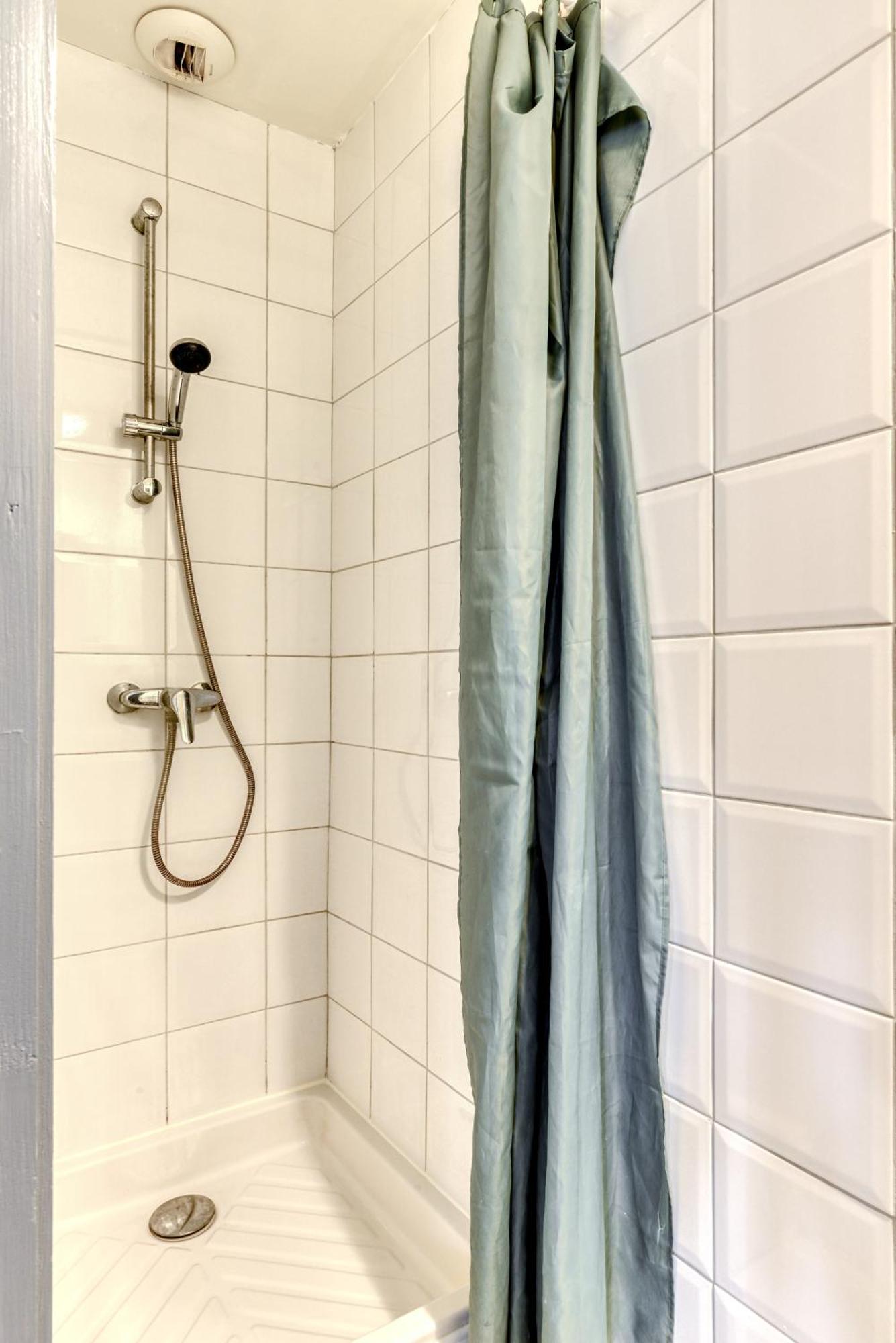 L'Escapade - Parking Gratuit - Wifi - Climatisation - Proche Cite - Tout Equipee Carcassonne Exterior foto